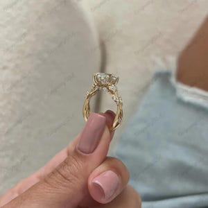 Floral Oval Cut Moissanite Engagement Ring Vintage 14K Gold Moissanite Diamond Wedding Ring Nature Inspire Ring Promise Ring For Women