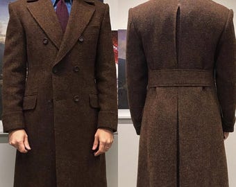 Abrigo cruzado de lana y tweed marrón para hombre.