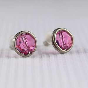 Rose Swarovski crystal post earrings - Niobium stud earrings - 9mm handmade - push back earrings - Pink stud earrings - Free shipping Canada