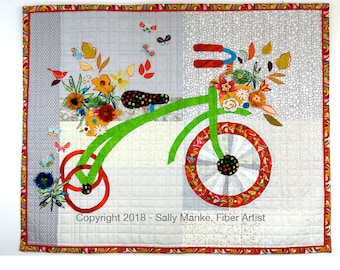 Grillige Trike Art Quilt, Childrens Cycle, Gewatteerde Muur opknoping, Kinderfiets, Fiber Art. Origineel ontwerp, Childs Room Decor, Sally Manke Art