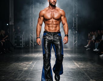Pantaloni a zampa da uomo in pelle nera e blu, stile gotico, ideali per festival motociclistici.