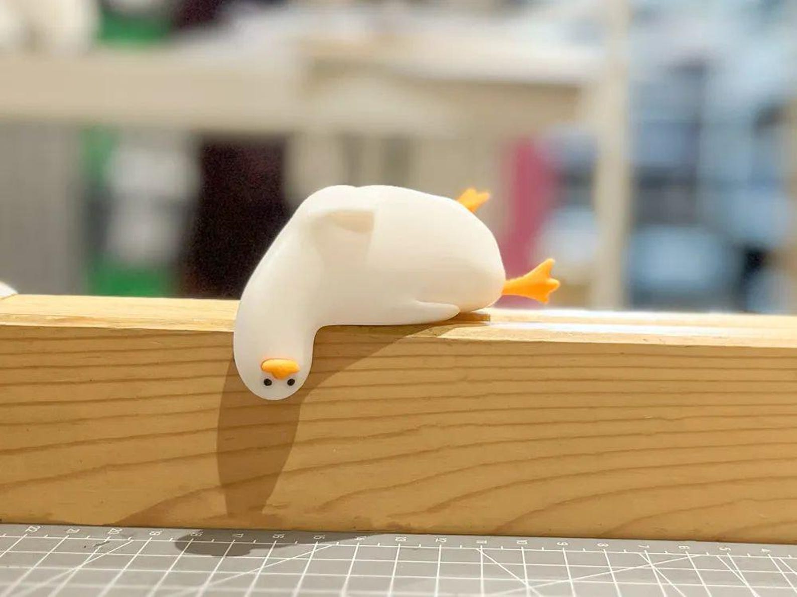Cute Goose Monitor Buddy – Desk Decor Figurine – Funny Screen Topper ...