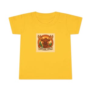 Camiseta &quot;Naturaleza Primero&quot; para niños pequeños, regalo para amantes de la naturaleza, camiseta de aventura al aire libre, cumpleaños para niños pequeños, ropa ecológica, paganismo