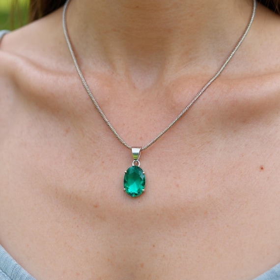Genuine Green Emerald Necklace Oval 10-15ct with Free Chain | Healing Jewelry | Chakra Balancing | Sterling Silver Pendant for Women & Men