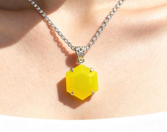 Handmade Yellow Opal Hexa Cut Pendant Necklace | 90-100CT Natural Gemstone Jewelry | Energy Healing