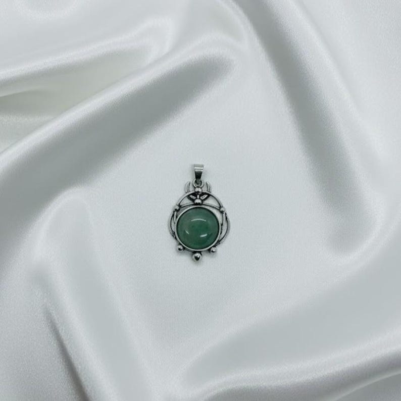 Silver Frame Green Aventurine Necklace