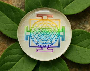 Sri Yantra Resin Disc Rainbow, Sacred Geometry Decor for Altar Meditation and Energy Healing