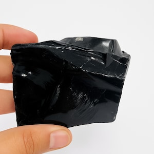 Black Obsidian Rough Stone 420-520CT | Natural Raw Crystal for Spiritual Protection, Chakra Balancing, Energy Healing & Jewellery Crafting