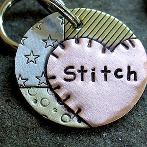 Stitch-dog id tag with a quilting theme