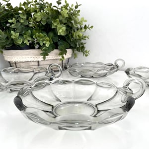Beautiful fruit salad serving bowl and six individual serving bowls. Cups bowls thousand uses.