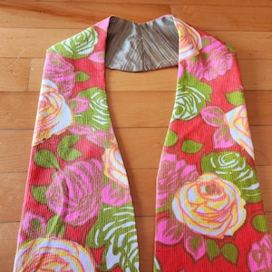 Retro Floral Clergy Stole: Upcycled Fabric, Reversible Shiny Olive Green