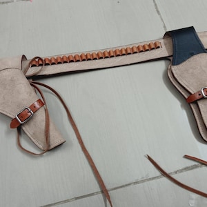 new Western .22 Cal Cowboy Right hand Holster and Cartridge belt for single action revolver Gift