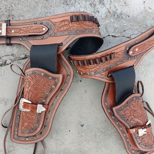 New Western .22 Cal Cowboy Right hand Holster and Cartridge belt for single action revolver Gift