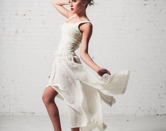 Vintage 80er Jahre Tut 20er Jahre Off White Creme Spitze Maxi Kleid / Maxikleid mit Schlitz und Quaste Detail Auf Taille