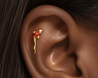 Orecchino a forma di pesce koi con parte posteriore piatta in argento Sterling S925 / Piercing all'elica e alla cartilagine / Perno con carpa koi giapponese / Regalo unico per lei a Natale
