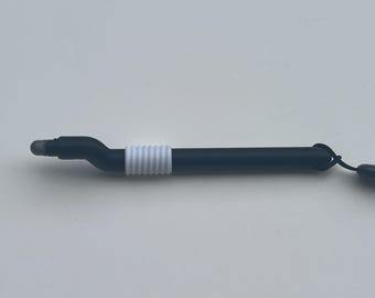 Smart stylus (Wire Mesh Nib) with Hole for Lanyard. The lanyard is NOT included.