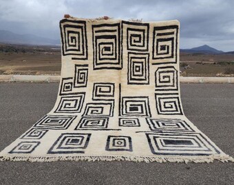 Geometric Hand-Knotted Beni Ourain Rug – Lambs Wool Berber Rug