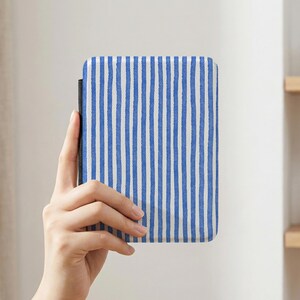 Blue Stripe Kindle Case, Coastal Aesthetic E-Reader Cover, Minimalist Nautical Kindle Sleeve, Summer Beach Reader Gift