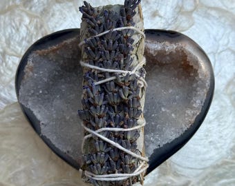 Bastoncino di salvia bianca californiana da 10 cm con lavanda, sciamanico, purificante, curativo, per la meditazione
