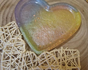 Vide-poche décoratif en forme de cœur avec marbré pastel et paillettes