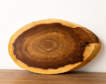 Rustikales Birkenholzbrett, handgefertigtes Servierbrett aus Holz, Serviertablett, Bauernhausdekor, Geschenk für Küche und Zuhause