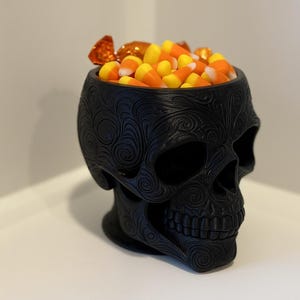 3D Printed Gothic Skull Candy Bowl: Spooky Halloween Decor