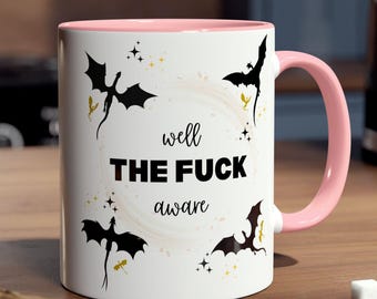 Kubek inspirowany Czwartym Skrzydłem: Tairn & Andarna Dragon Coffee Cup - „Well The F*ck Aware”