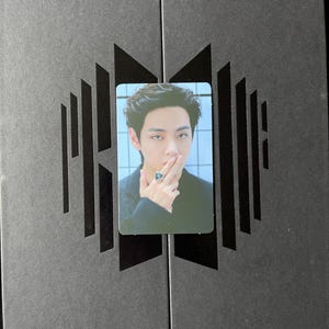 Offical V Photocard