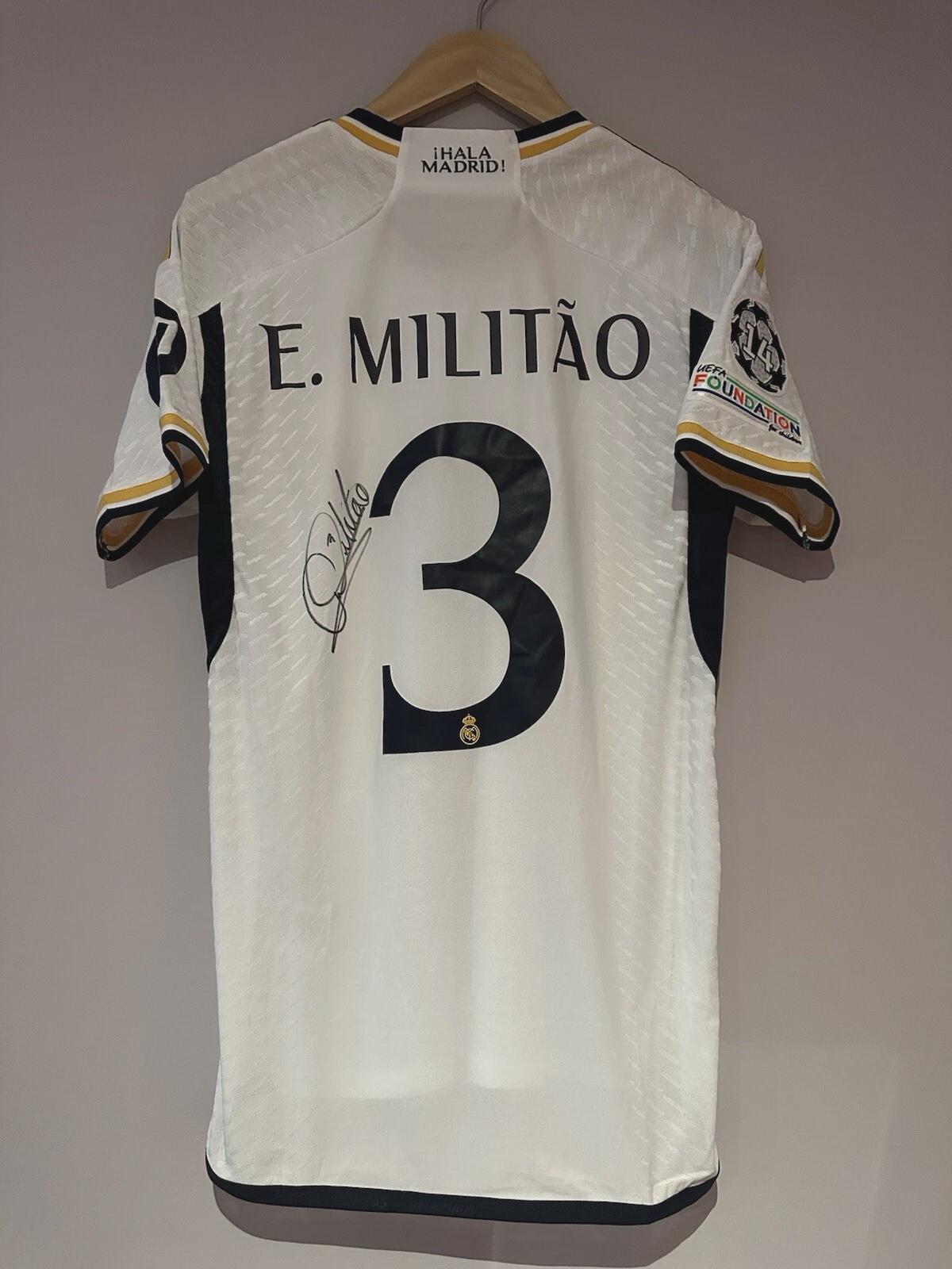 Ulrich Stielike - Histoire et palmarès | Site officiel Real Madrid C.F