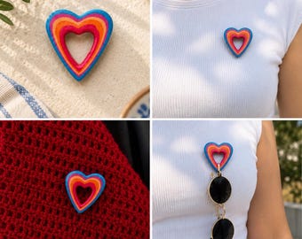Herzförmige Sonnenbrillenhalter-Brosche, handgefertigter Keramik-Brillenhalter, farbenfrohe Herzbrosche, tragbares Brillenaccessoire, Geschenk für Sie