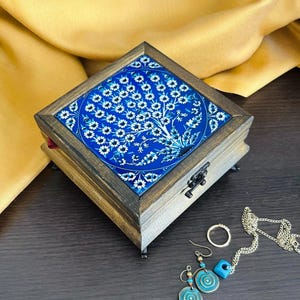 Turkish Ceramic Jewelry Box, Handmade Jewelry Storage Box, Traditional Turkish Ceramic Jewelry Box, Handmade Ceramic Tile Jewelry Box