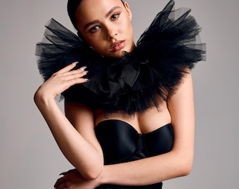 Tulle clown circus collar, Neck ruff tulle, Circus ruffle collar, Pierrot collar, Tulle clown ruffle, Costume ruff, Black neck ruffles