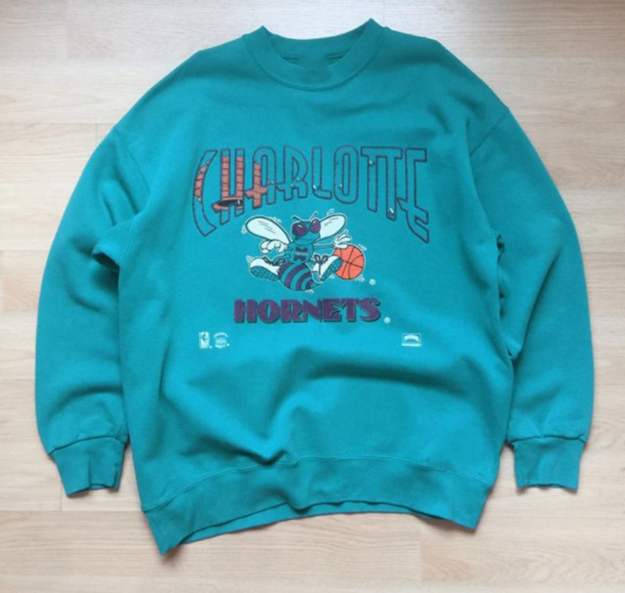 charlotte hornets crewneck