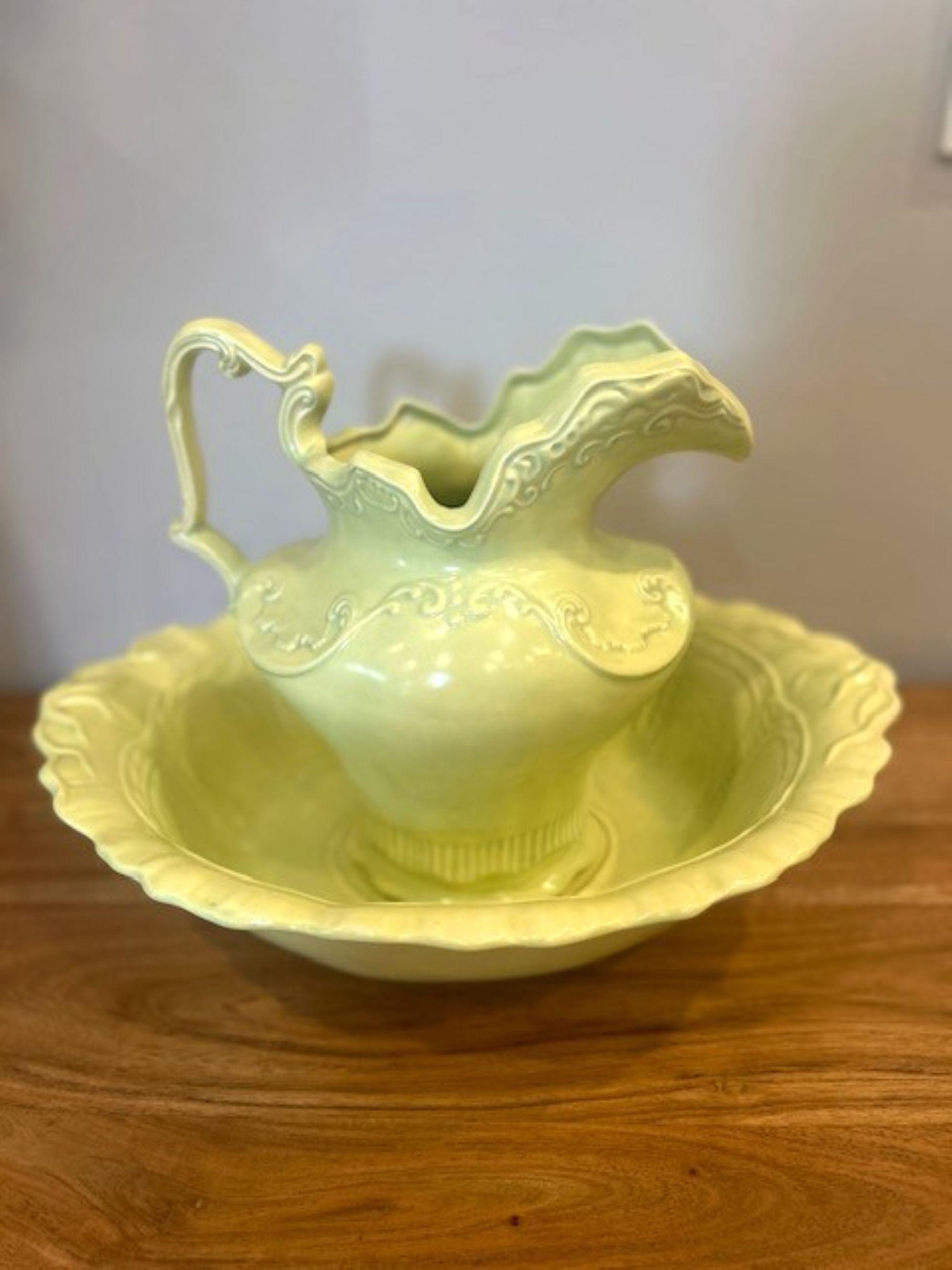 ★英国製　素敵！陶器の洗面セット Victorian wash basin - Etsy 日本