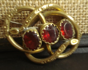 Late Victorian Red Glass Brooch 1900