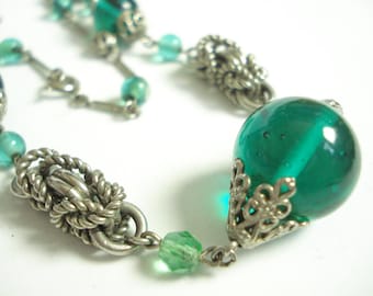Art Deco Necklace Chrome Knots and Green Glass Bengel 1920's 1930's