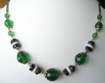 Art Deco Necklace Emerald Green Glass Beads and White and Black 1920's 1930's