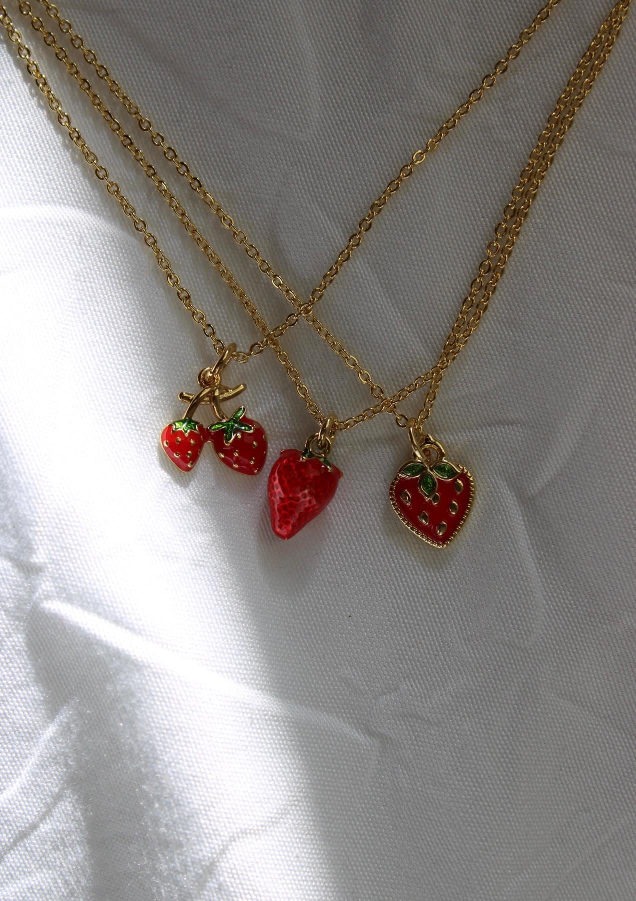 Strawberry necklace - Etsy 日本