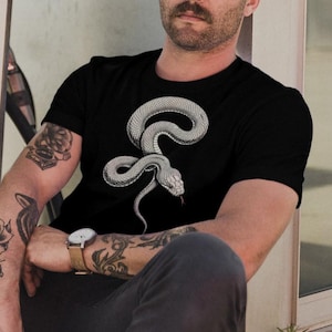 Comfort Colors  Vintage Serpent Graphic Goth Edgy Alt Fashion Snake Shirt T-shirt Halloween and Birthday Gift
