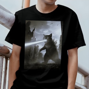 Vintage Comfort Colors Catzilla Kaiju Funny Cat T-Shirt