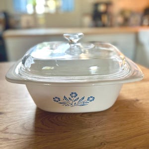 Vintage Corning Ware Dutch Oven: Cornflower Blue 4-Quart w/ Pyrex Lid
