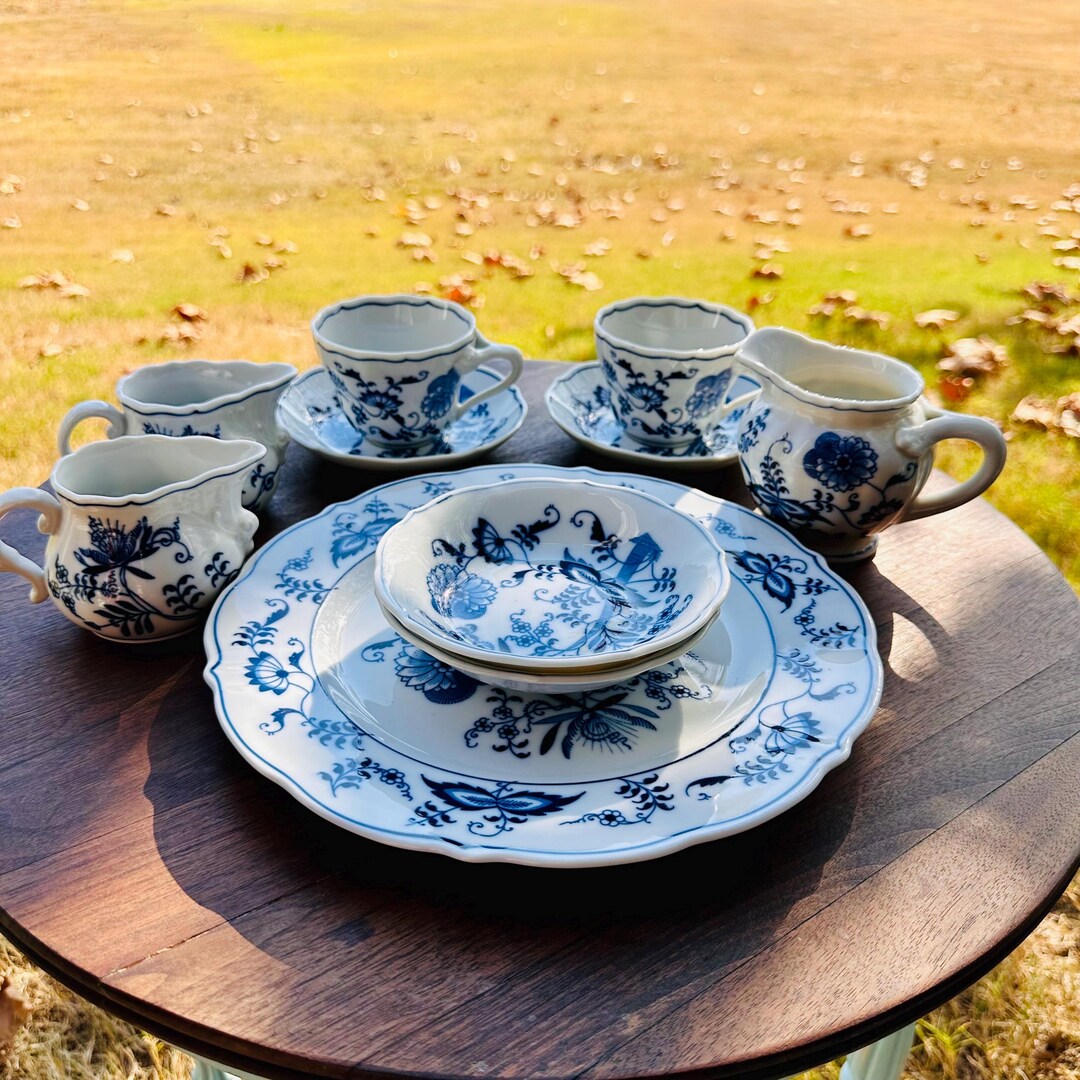 Vintage Blue Danube China Dessert Set: Blue Onion Porcelain Tableware ...