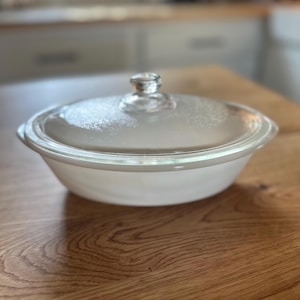 Vintage Glasbake Milk Glass Casserole Dish with Lid: 1960s-70s Retro Bakeware
