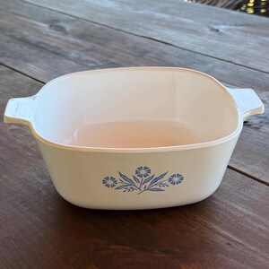 Vintage Corning Ware Blue Cornflower Casserole Dish: 1.5 Qt Mid-Century Bakeware
