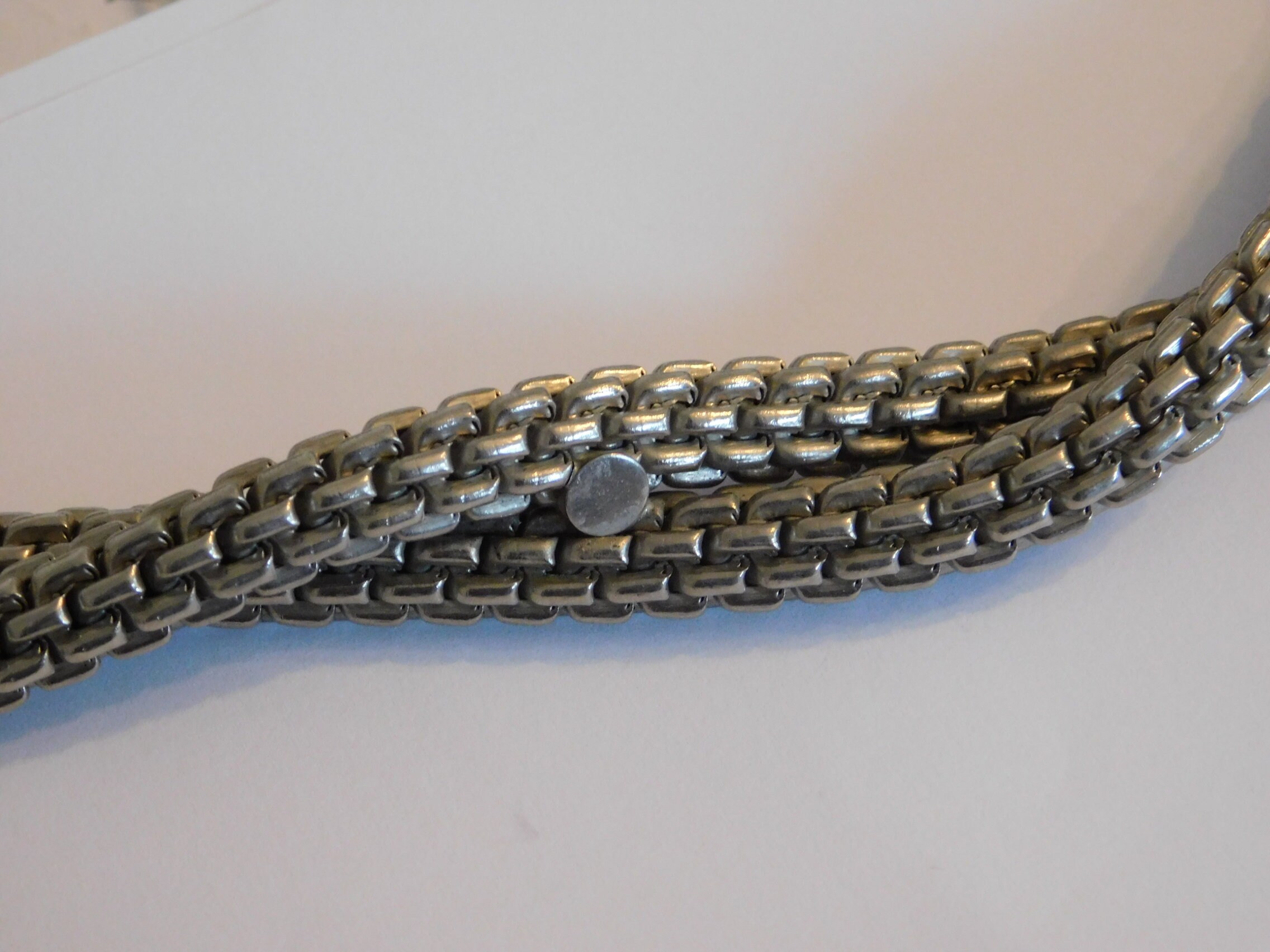 Vintage Double Twisted Rope Chain in Silver Metal Quality Belt Selling for Charity