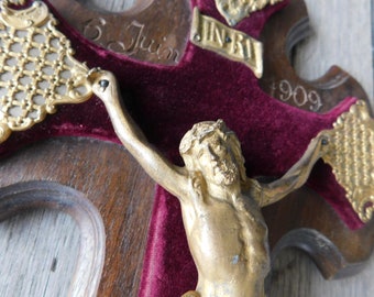 French Holy Water Font Crucifix, Red Velvet & Gilded Metal on Wood, Engraved June 1909