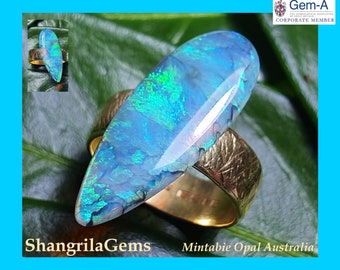 26mm 4.3ct Mintabie Black Crystal VIDEO opal 26 by 10 by 2.6mm from Mintabie Mine South Australia