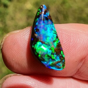 17.4mm Boulder opal free form AAA Quality 17.4 by 8.4 by 5.2 see VIDEO image 4