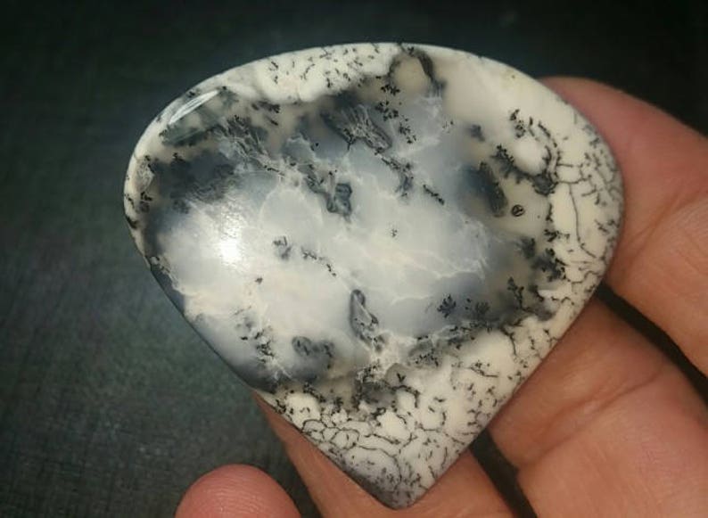 48mm DENDRITIC AGATE cabochon heart drop pear cabochon 98ct 48 by 44 by 7mm