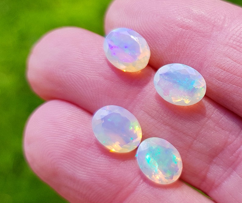 AAA finest quality crystal opal doublet